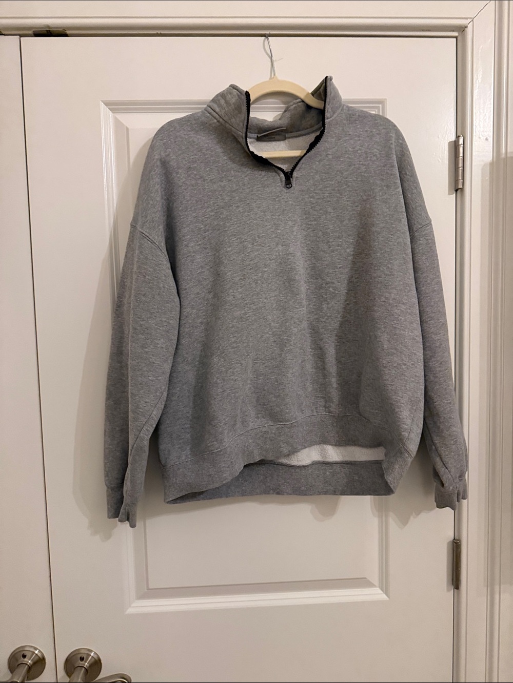 Women’s Lightweight Heather Gray Half-Zip Sweater